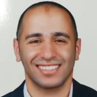 دكتور محمد صالح smiley dental