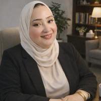 أخصائية دنيا احمد
