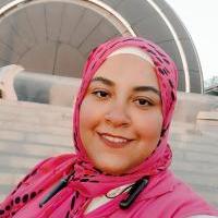 أخصائية ايه العارف