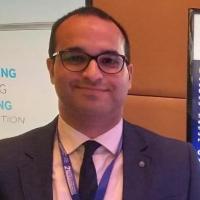 دكتور طارق محمد عبد العزيز