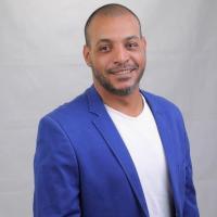 أخصائي احمد عاشور