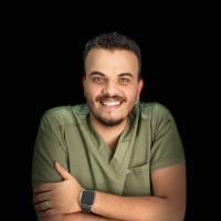 دكتور محمود سمير عبد العزيز -Gate Dental