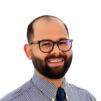 دكتور عمر عزام