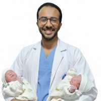 دكتور منذر مجدي السقا